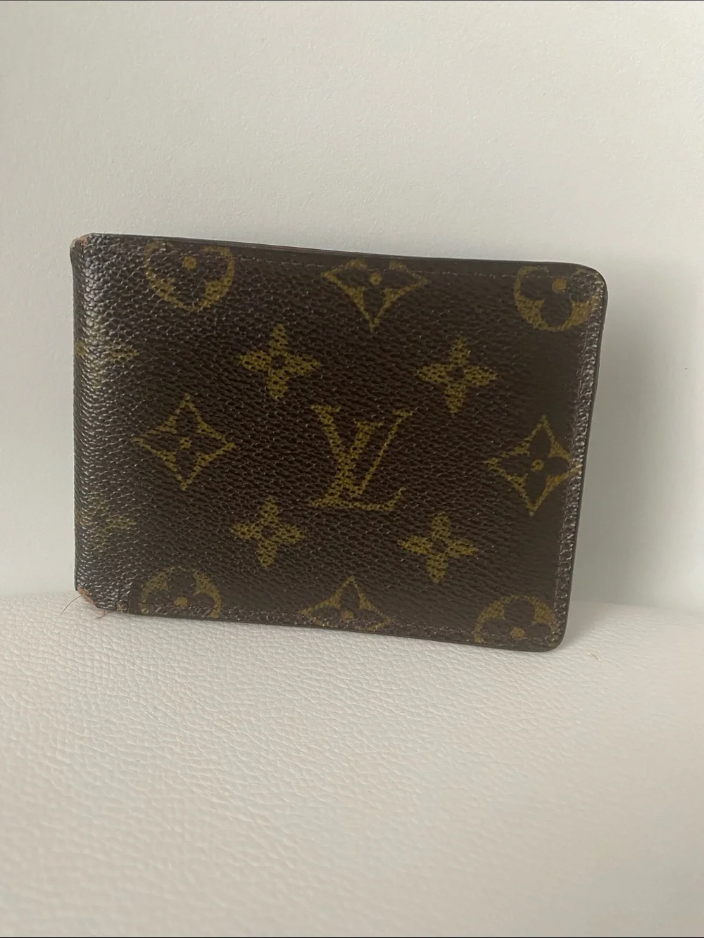 Men’s Or Women’s Louis Vuitton Brown & Gold Monogram Card Holder Wallet